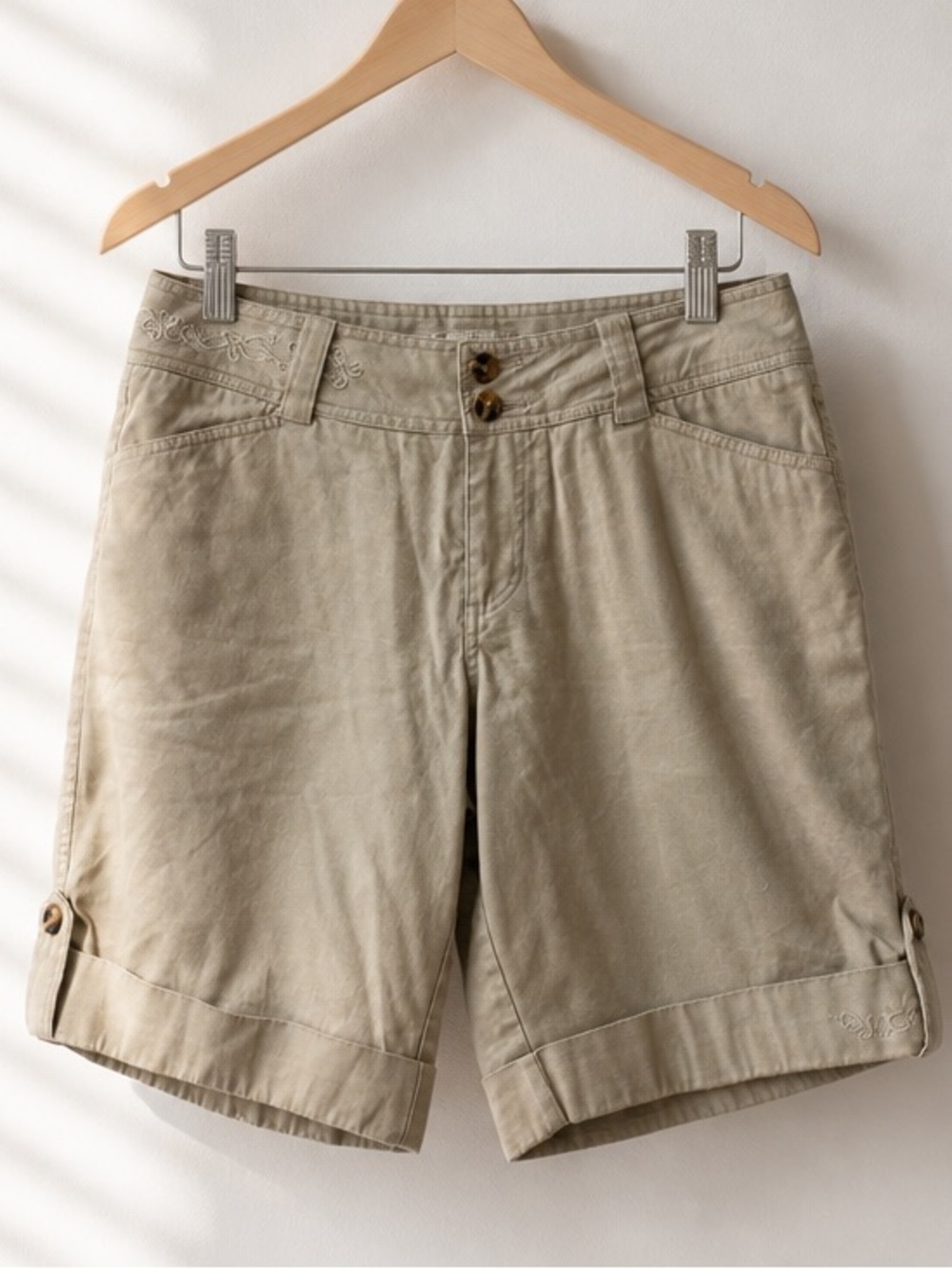 Embroidered | Cotton Khaki Bermuda Shorts | Size 6 | Travel Ready | Vacation